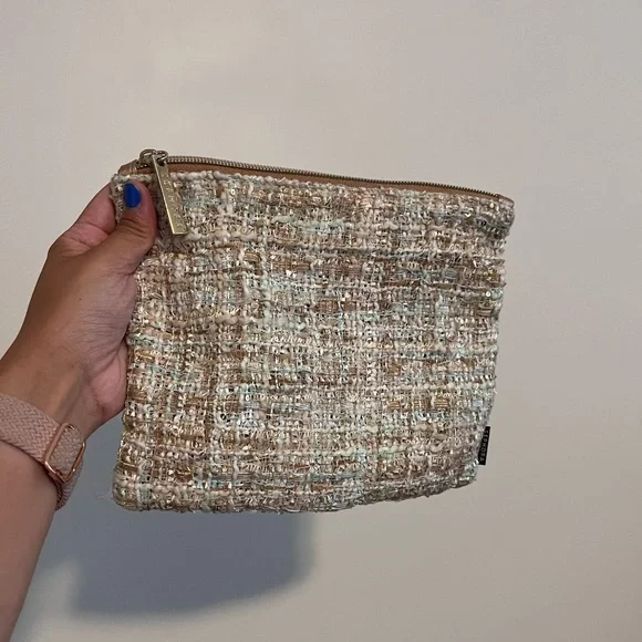 3/$20 ☀️  ✨FWP $25+✨ Sephora Collection Makeup Bag - Picture 3 of 3